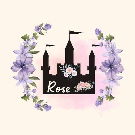 Апартаменты Rose Castle Taitung Экстерьер фото