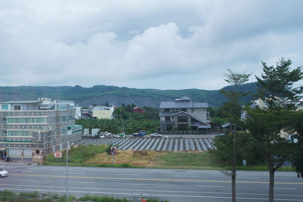 Апартаменты Rose Castle Taitung Экстерьер фото